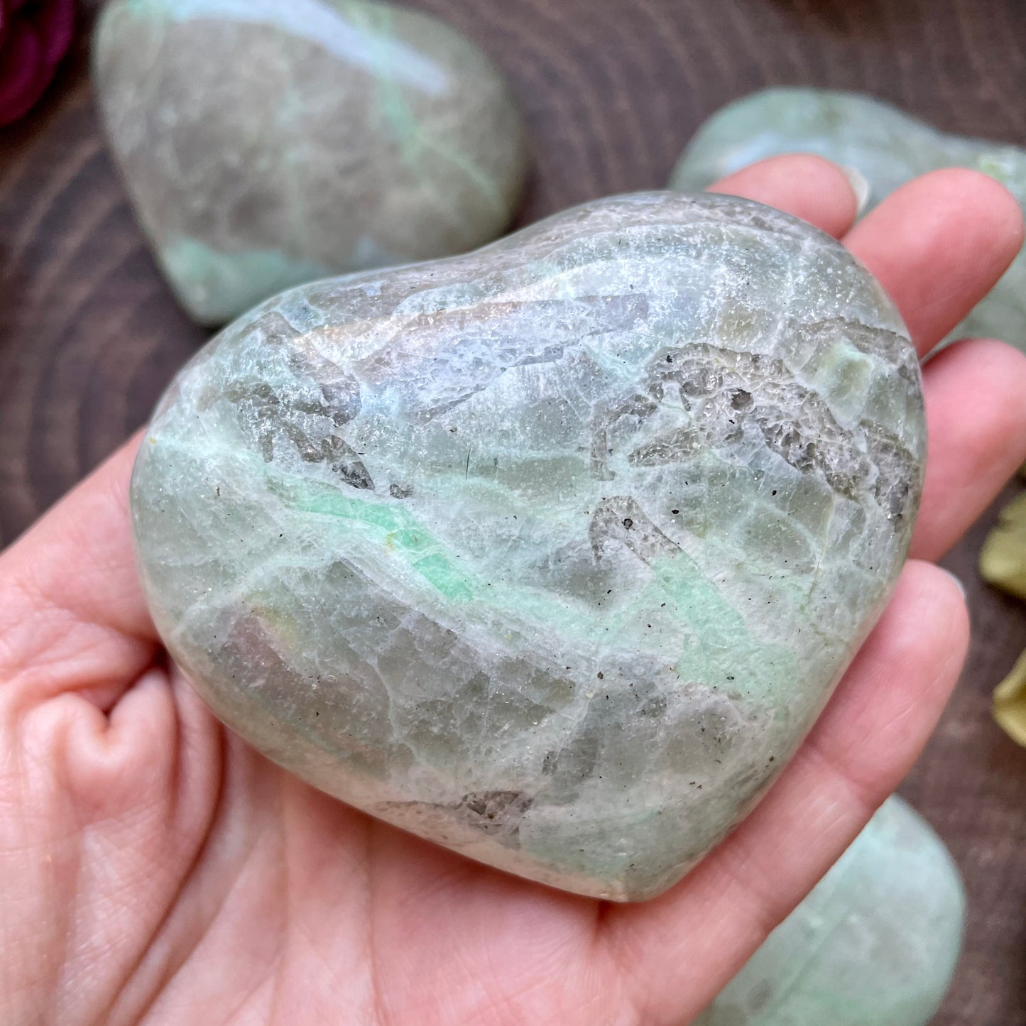 Green Moonstone (Garnieriete) Heart