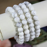 Howlite faceted 8mm beaded bracelet