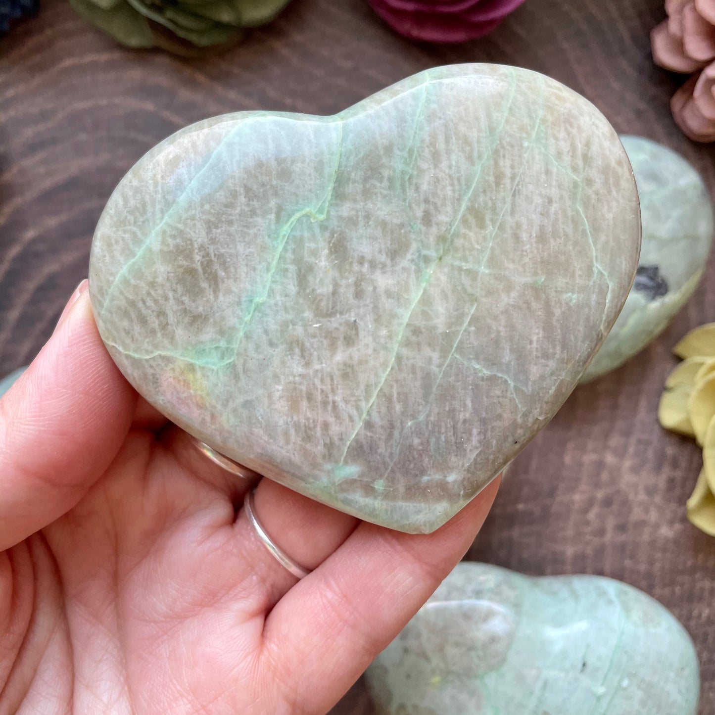 Green Moonstone (Garnieriete) Heart