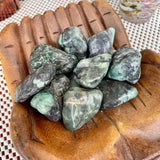 Emerald Tumbled stone