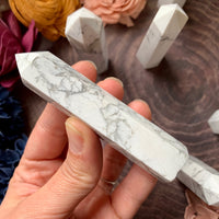 Howlite Tower Point