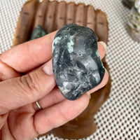 Emerald Tumbled stone